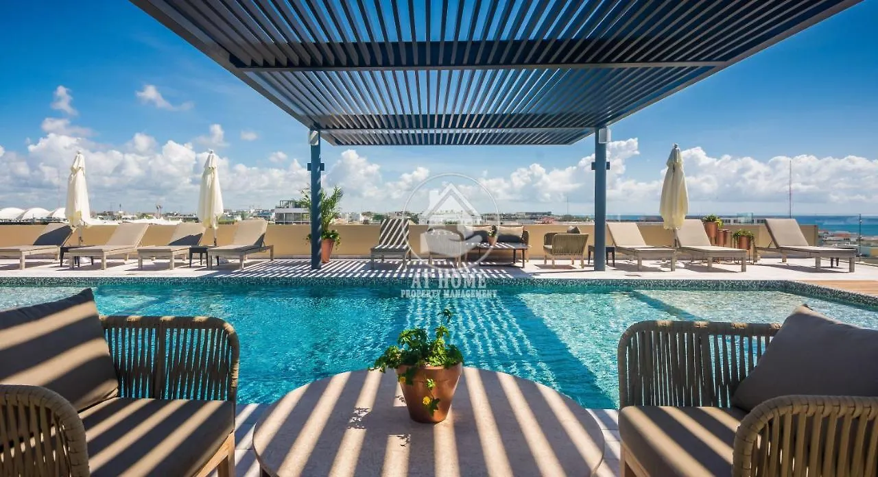 Singular 208 Aparthotel Playa del Carmen